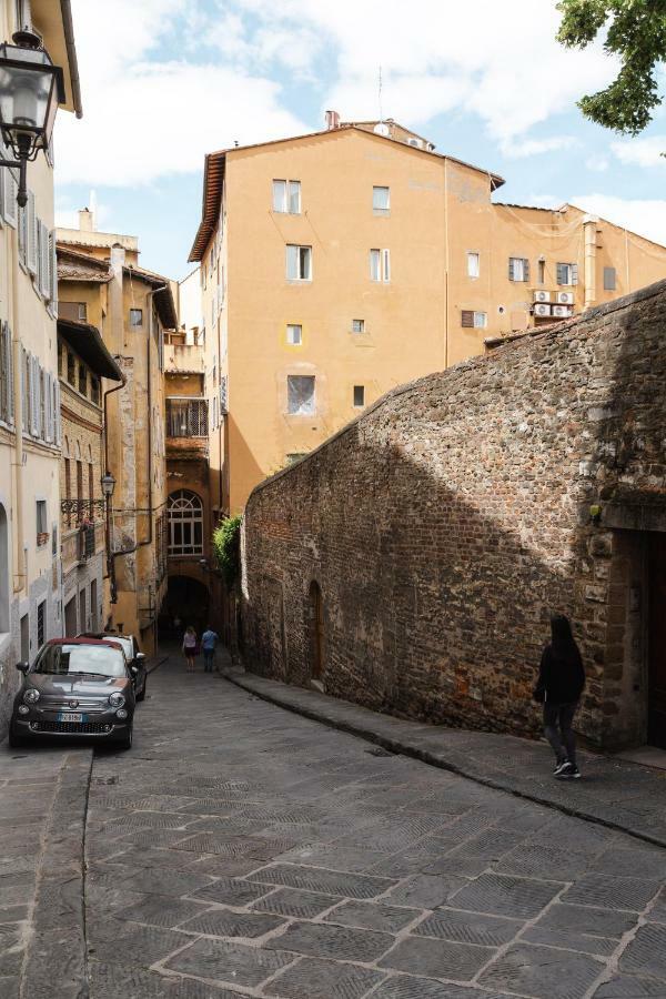 La Maison At The Old Bridge Florence Exterior photo